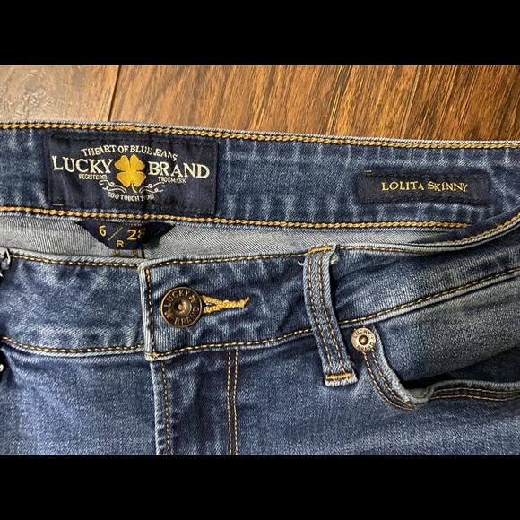 Lucky Brand Lolita Skinny Jeans Size 6/28 - Picture 5 of 5